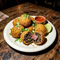 Bolinho de Feijoada, Fogão de Lenha da Dona Zelma