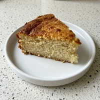 Fatia de Bolo de Macaxeira, Goma Café