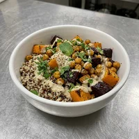 Bowl de Grãos com Legumes Assados, Verde na Marmita