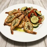 Camarão Grelhado com Legumes, Camarão & Coentro