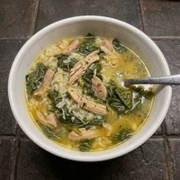 Canja de Galinha com Chicória, Caldos do Jambu