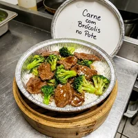 Carne com Brócolis no Pote, Pote de Bambu