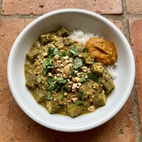 Caruru de Quiabo com Castanha, Raiz e Panela