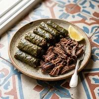 Charuto de Uva com Costela na Brasa, Za'atar e Grelha