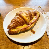 Croissant de Presunto e Queijo, Grão Cheio