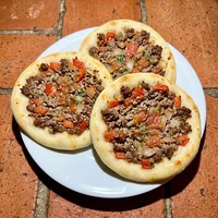 Esfiha Aberta de Carne, Pizza Grandona
