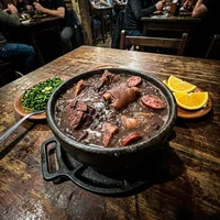 Feijoada de Sábado no Caldeirão, Boteco Panela Velha
