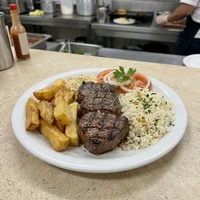 Filé com Fritas na Brasa, Brasa e Marmita