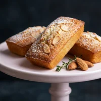 Financier de Amêndoa e Manteiga Noisette, Amêndoa Amarga