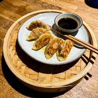 Guioza de Carne, Pote de Bambu