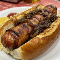 Dog com Bacon Crocante, Trailer Meia-Noite