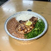 Marmitex M de Bisteca Suína, Quentinha de Ferro
