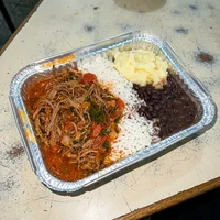 Marmitex M de Carne de Panela, Quentinha de Ferro