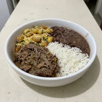 Marmita de Cupim Desfiado, Brasa e Marmita