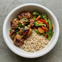 Marmita de Frango Teriyaki com Legumes, Bowl do Dia
