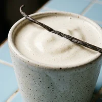 Milk-shake de Baunilha com Leite de Fazenda 400 ml, Sal & Baunilha