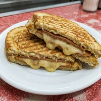 Misto Quente Vegano, Broto Verde Lanches