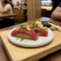 Niguiri de Atum com Alho Frito (2 un.), Sushi Kaminari