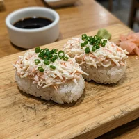 Niguiri de Kani com Maionese (2 un.), Sakura Wok e Sushi