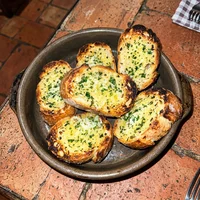 Pão de Alho Fatiado, Pizza Grandona