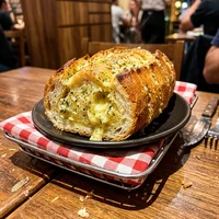Pão de Alho Assado, Caldeirão da Vovó