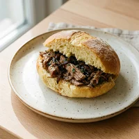 Pão de Batata Recheado de Pernil, Padaria Forno & Fôlego