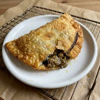 Pastel de Berinjela Defumada, Pastelaria Verde Folha