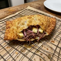 Pastel de Carne Seca com Queijo Coalho, Pastelaria Dona Ilma