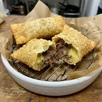 Pastel de Carne Seca com Macaxeira, Pastelaria Tucupi e Jambu