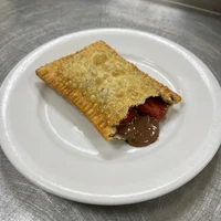 Pastel de Chocolate com Morango, Pastelaria Fogo e Farinha
