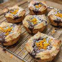 Pastel de Chocolate com Raspas de Laranja, Pastelaria Dona Ilma