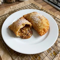 Pastel de Doce de Leite com Nozes, Pastelaria Dona Ilma