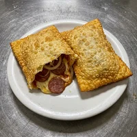 Pastel de Pizza com Calabresa, Pastelaria Fogo e Farinha