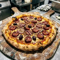 Calabresa com Cebola, Forno de Pedra