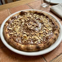 Chocolate com Avelã, Cantina Serafim