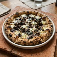 Funghi ao Vinho, Cantina Serafim