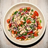 Salada de Feijão-Branco com Cebola Roxa, Panela Leve