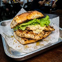 Sanduíche de Frango na Chapa, Chapa de Ferro