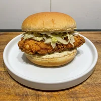 Sanduíche de Frango com Repolho Ácido, Dupla Fritura