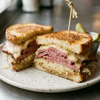 X-Pastrami com Queijo Suíço, Defumaria da Chapa