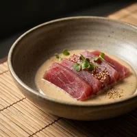Sashimi de Atum com Missô de Sésamo (5 fatias), Kaiseki Aoi