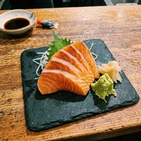 Sashimi de Salmão (5 fatias), Sushi do Balcão Azul