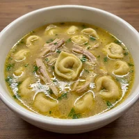 Capeletti em Caldo de Galinha Caipira, Sopeira de Barro