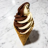 Casquinha Mesclada Baunilha e Chocolate, Casquinha & Companhia