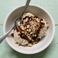 Sundae de Graviola com Castanha, Geladeira da Floresta