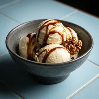 Taça de Baunilha com Caramelo Amargo, Sal & Baunilha
