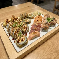 Combinado Crocante 28 Peças, Sushi Kaminari