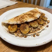 Tapioca de Castanha com Banana, Folha & Ovo