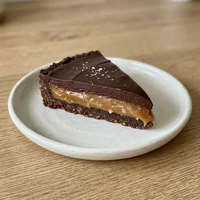 Torta de Chocolate com Caramelo Salgado, Brigaderia Cacau & Sal