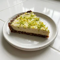 Torta de Limão com Base de Tâmara, Doce Raiz